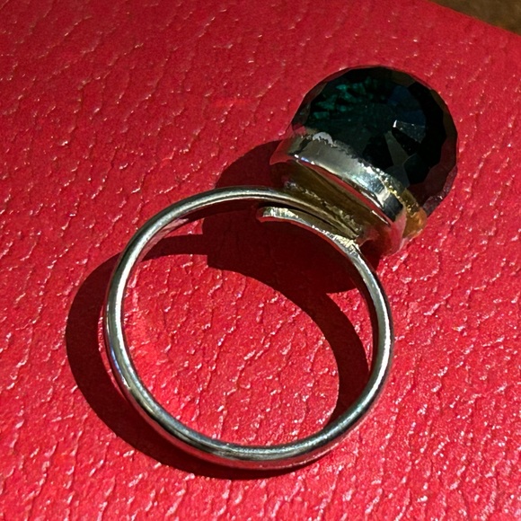 Vintage ring with dark green stone - Picture 7 of 10